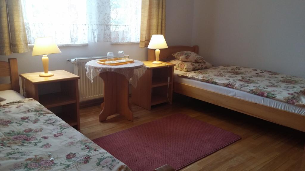 Gospodarstwo Agroturystyczne-Pensjonat Sad Podgórzyn Extérieur photo